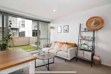 21 Virginia Avenue East, Eden Terrace