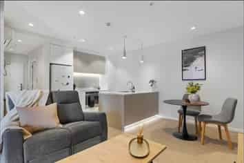 410/4 Bute Road, Browns Bay