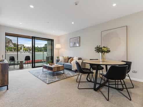 103/4 Bute Road, Browns Bay