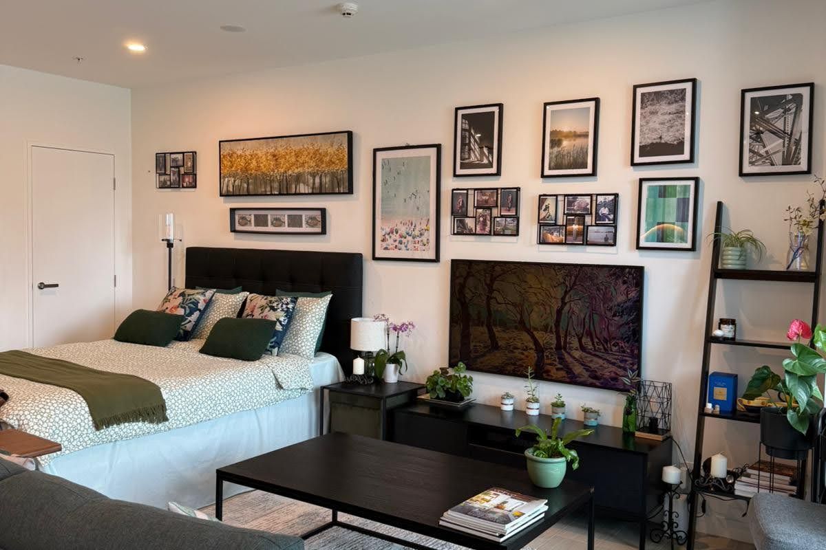 Semi-Furnished Studio Gem in the Heart of the City - Widok 6