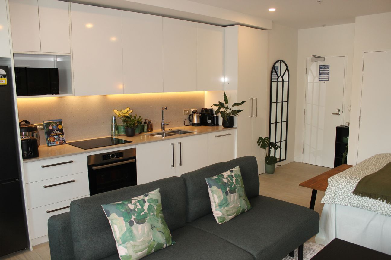 Semi-Furnished Studio Gem in the Heart of the City - Widok 3
