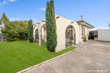 53 Flanders Avenue, Onekawa