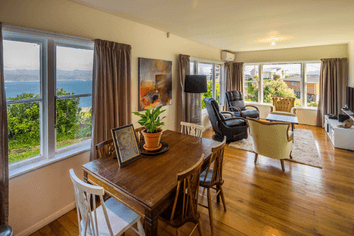 111 Black Rock Road , Newlands