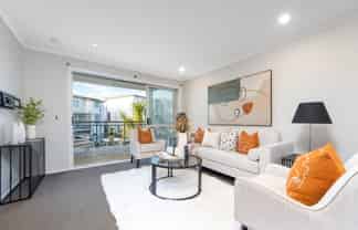 10 Panakenake Way, Flat Bush