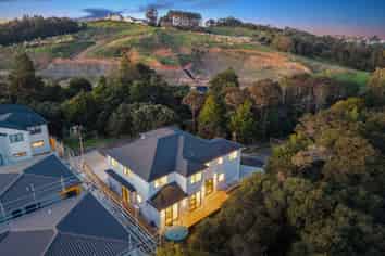 8 Breeze Lane, Silverdale
