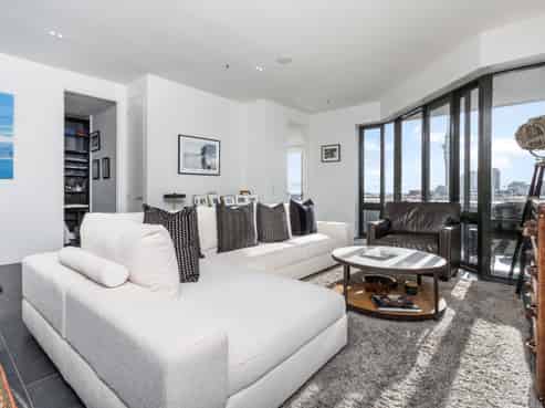 9A/22-28 Beresford Sqaure, Auckland Central