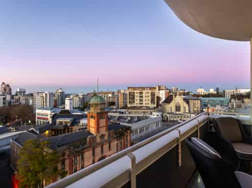 9A/22-28 Beresford Sqaure, Auckland Central