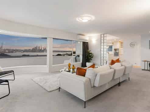 1/47 Clarence Street, Devonport