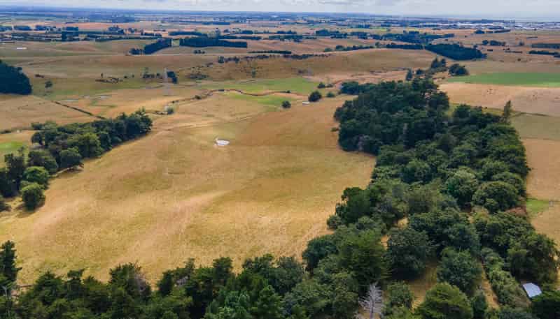  Seaton & Spur Road, Hadlow