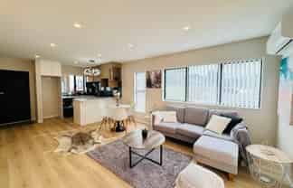 8/27 Landscape Road, Papatoetoe