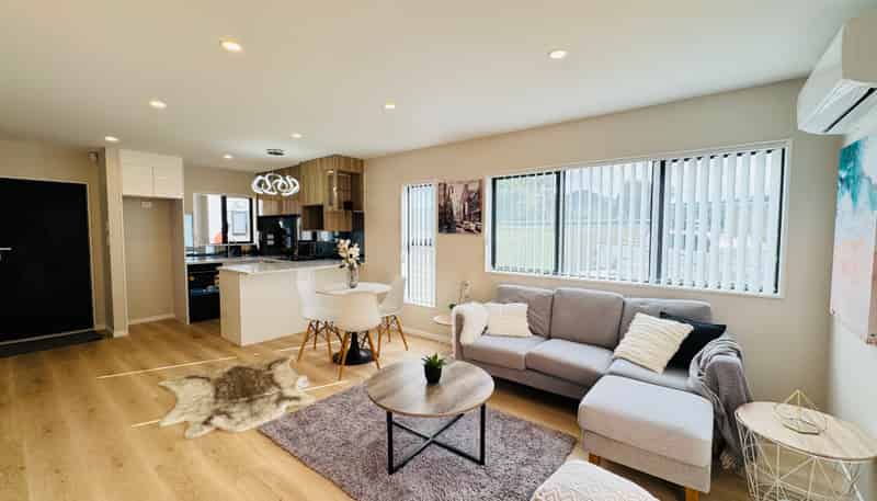 8/27 Landscape Road, Papatoetoe