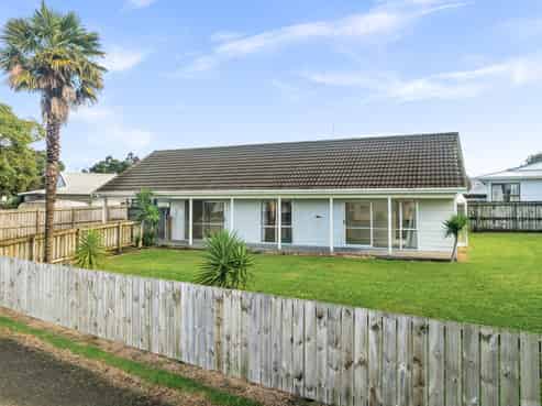 2 Steere Place, Tikipunga