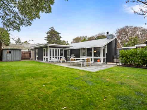 28 Moerangi Street, West End