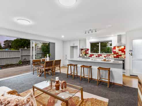 10 Beauchamp Drive, Massey