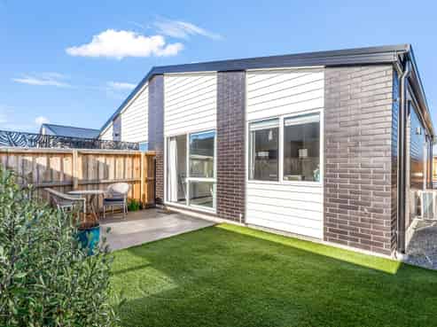 18 Greengrass Crescent, Kaiapoi