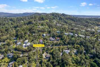 33 Takahe Road, Titirangi