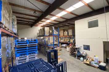 444SQM or 222SQM High Stud Warehouse for Lease