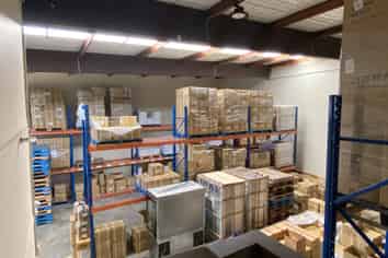 444SQM or 222SQM High Stud Warehouse for Lease