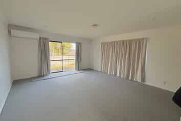 25 Innisowen Place, Flat Bush