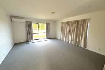 25 Innisowen Place, Flat Bush