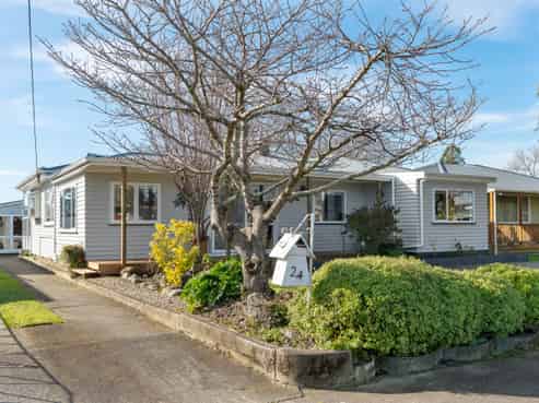 24 Fergusson Street, Solway