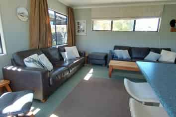 300 The Square, Whangamata