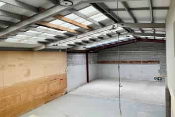 PRIME INDUSTRIAL - EXCEPTIONAL EXPOSURE & ACCESS
