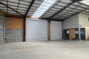 PRIME INDUSTRIAL - EXCEPTIONAL EXPOSURE & ACCESS
