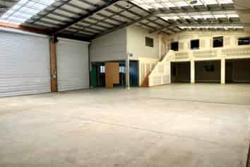 PRIME INDUSTRIAL - EXCEPTIONAL EXPOSURE & ACCESS
