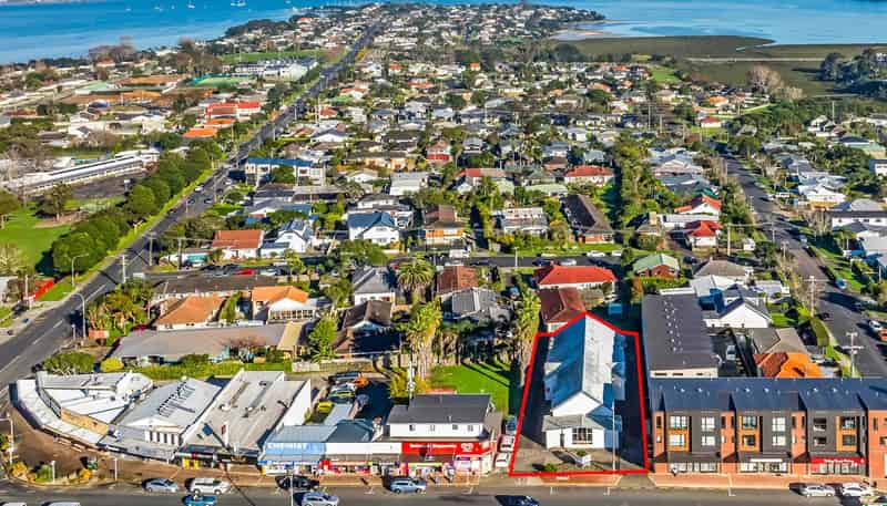 151 Lake Road, Belmont