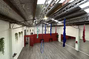 Premium profile on Carlyle Street