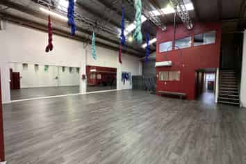 Premium profile on Carlyle Street