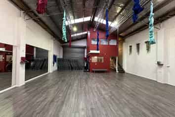 Premium profile on Carlyle Street
