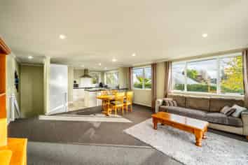 75B James Cook Drive, Welcome Bay