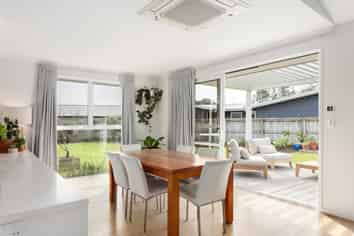 6 Hamilton Drive, Wainui