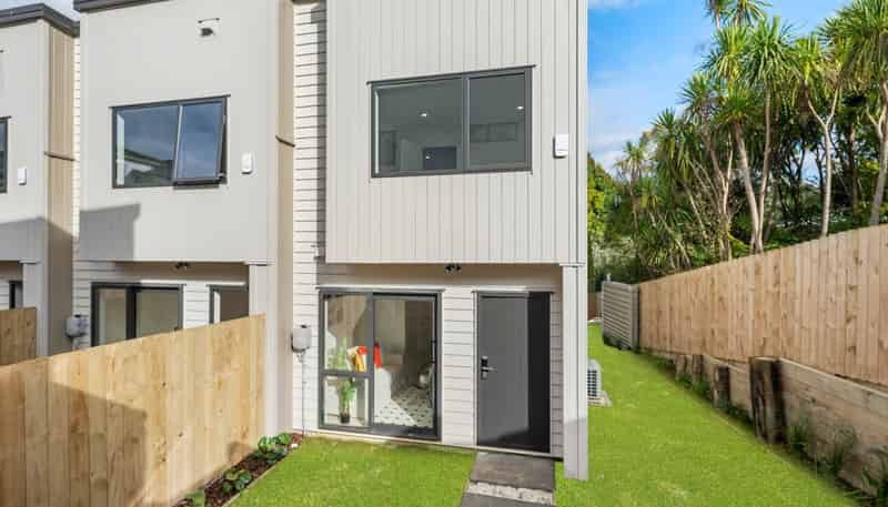 5/16 Reynella Drive, Massey