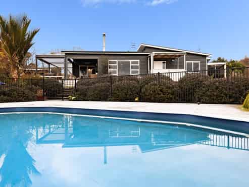 121A No 4 Road, Te Puke