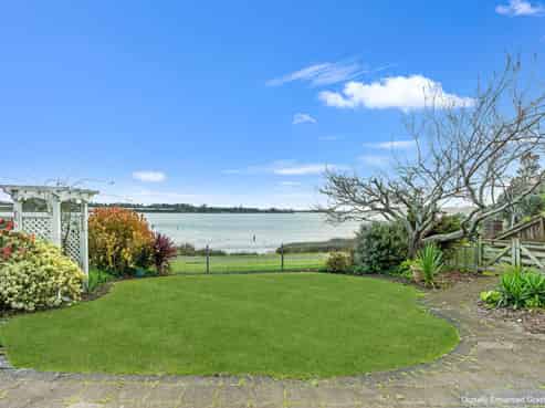 17 Elsie Drive, Waiuku