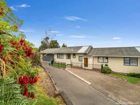 8 Parkdale Drive, Aramoho