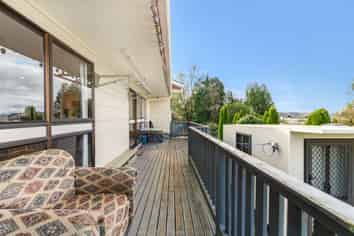 8 Parkdale Drive, Aramoho
