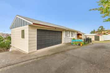 8 Parkdale Drive, Aramoho