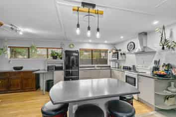 39A Gemstone Drive, Birchville