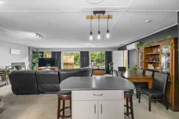 39A Gemstone Drive, Birchville