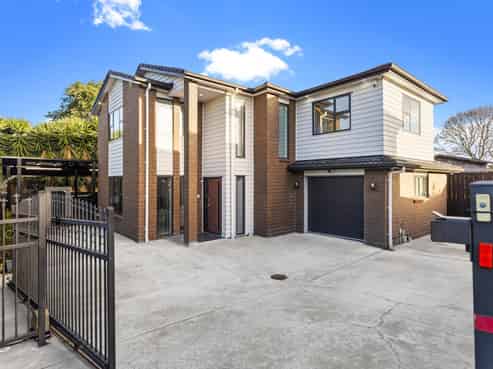 10B Sturdee Road, Manurewa