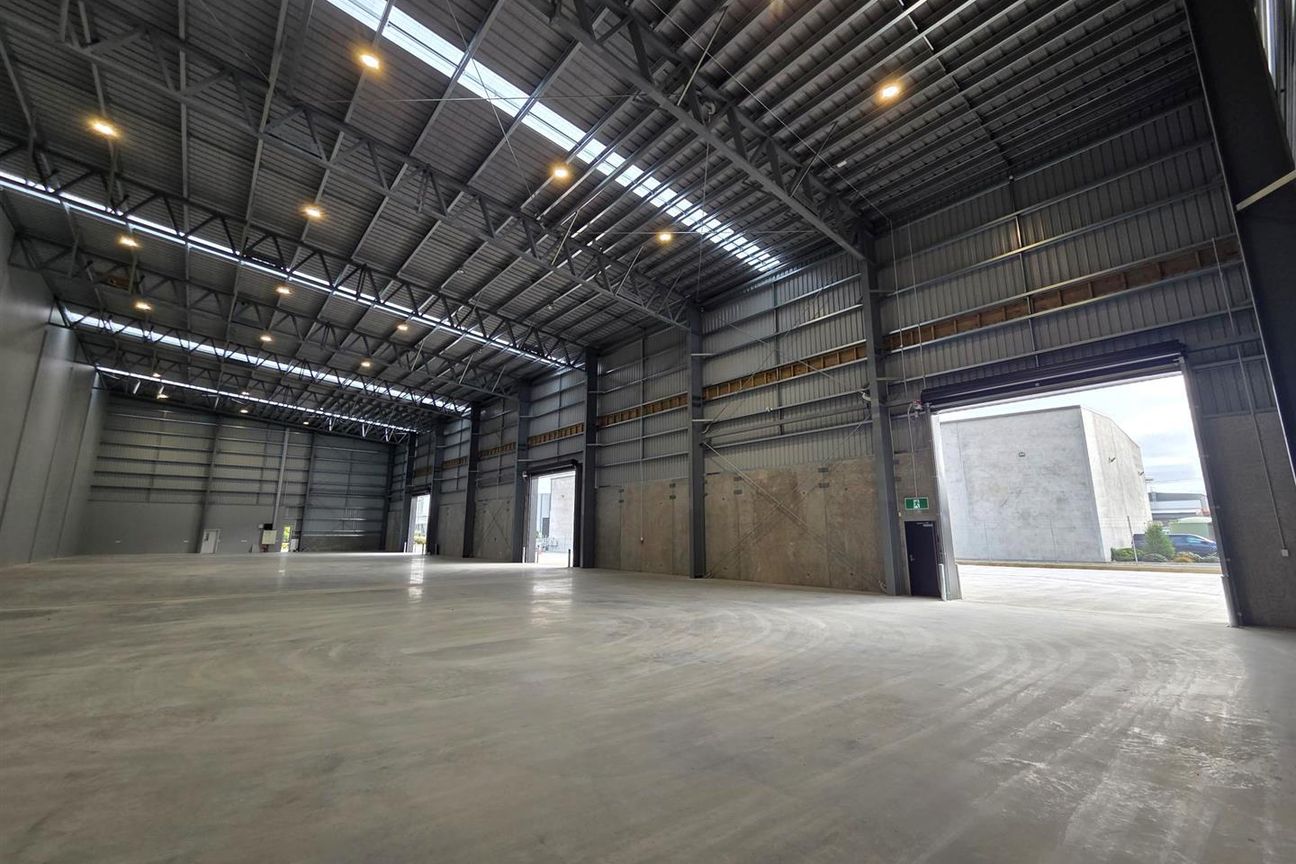 Premium New Build Industrial - Waterloo Road – pohled 2