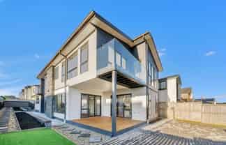 8 Rathfarnham Road, Flat Bush
