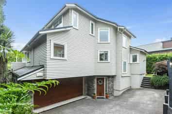 2 Lister Street, Point Chevalier