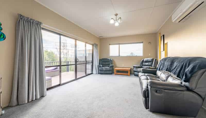 19 Hawea Street, Glenwood