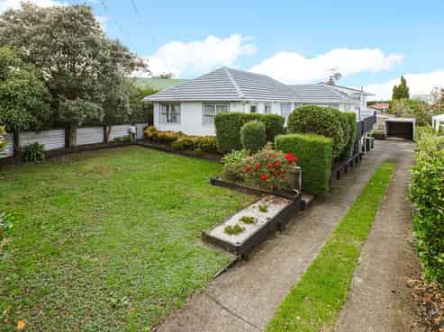 49 Myers Road, Manurewa East