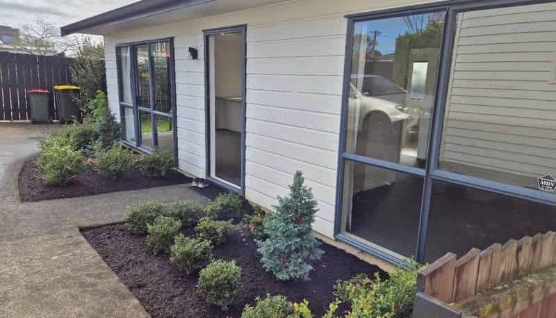 42A Beaumonts Way, Manurewa